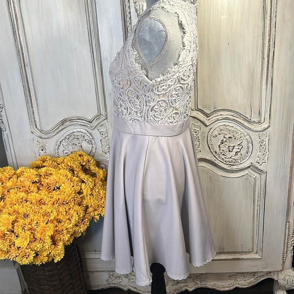 Girls Romeo+Juliet Softest Gray Blue Fit and Flair Dress Ballet Fairy Feminine - Picture 5 of 10